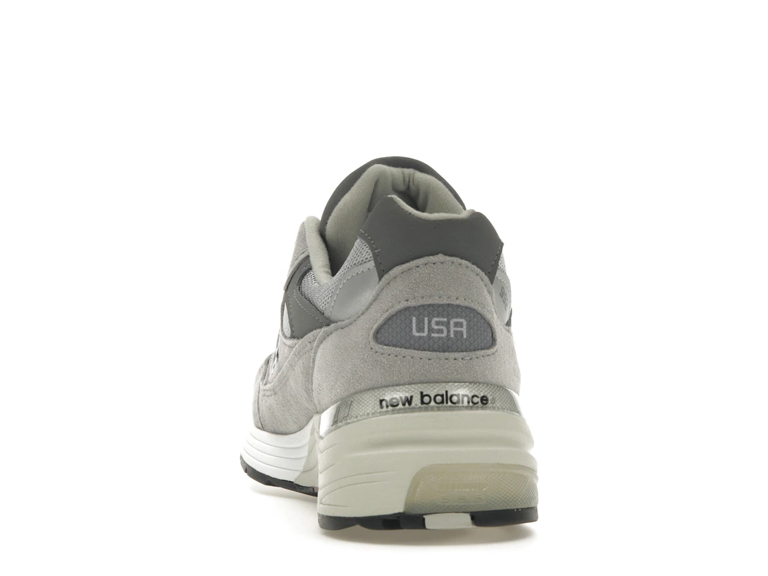 Vue 27 de New Balance 992 Grey