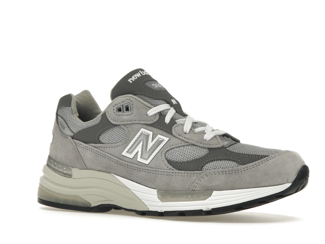 Vue 4 de New Balance 992 Grey