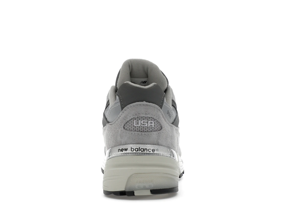 Vue 28 de New Balance 992 MiUSA Grey Silver Metallic