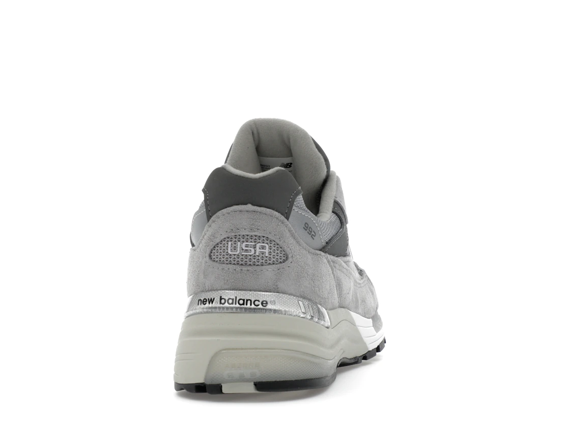 Vue 29 de New Balance 992 MiUSA Grey Silver Metallic