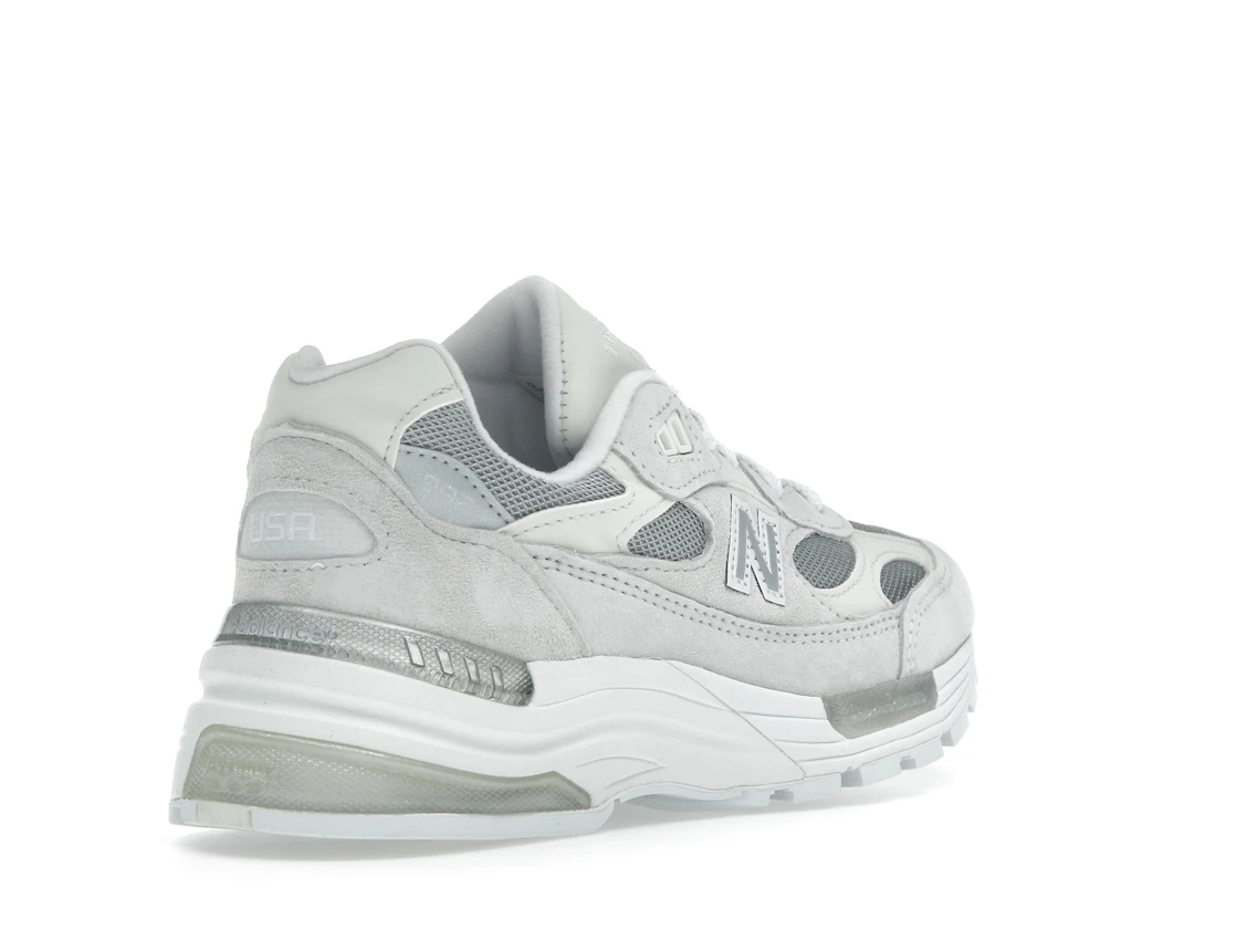 Vue 32 de New Balance 992 MiUSA White Reflection