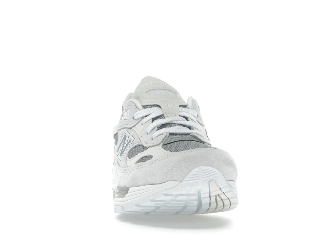 Vue 9 de New Balance 992 MiUSA White Reflection