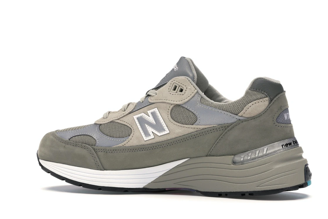 Vue 21 de New Balance 992 WTAPS