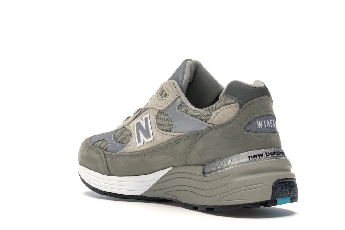 Vue 24 de New Balance 992 WTAPS