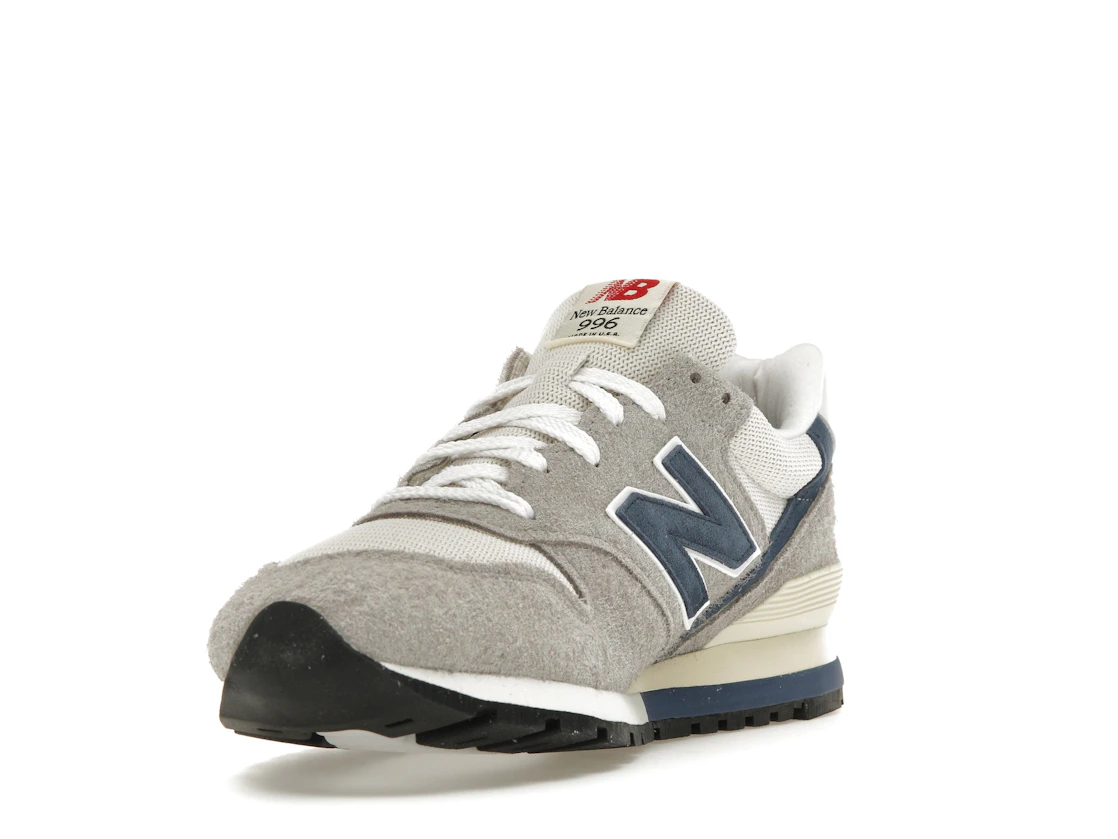 Vue 13 de New Balance 996 MiUSA Grey Day (2023)