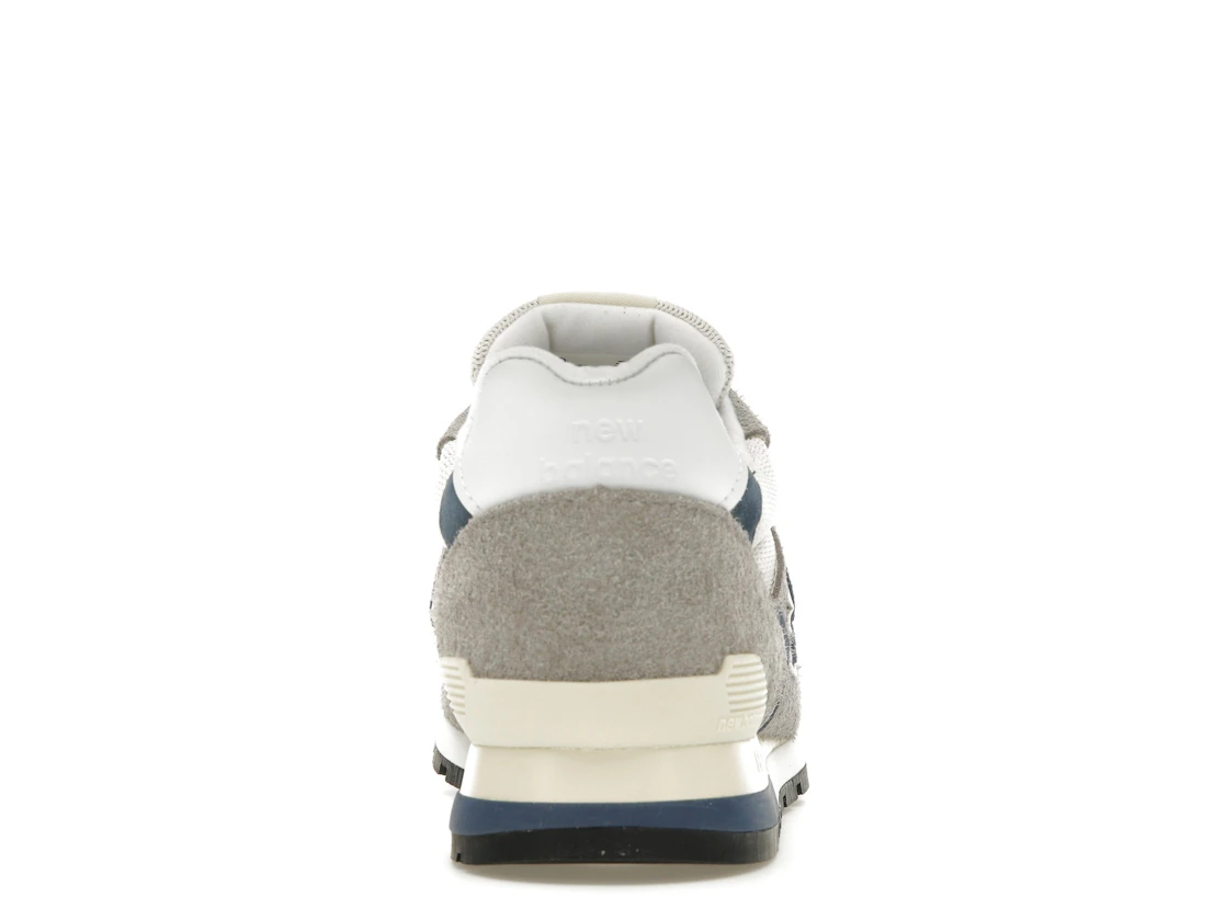 Vue 28 de New Balance 996 MiUSA Grey Day (2023)