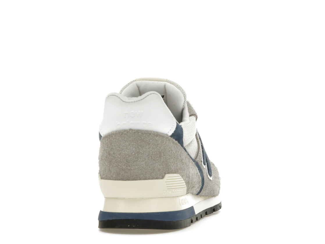 Vue 29 de New Balance 996 MiUSA Grey Day (2023)