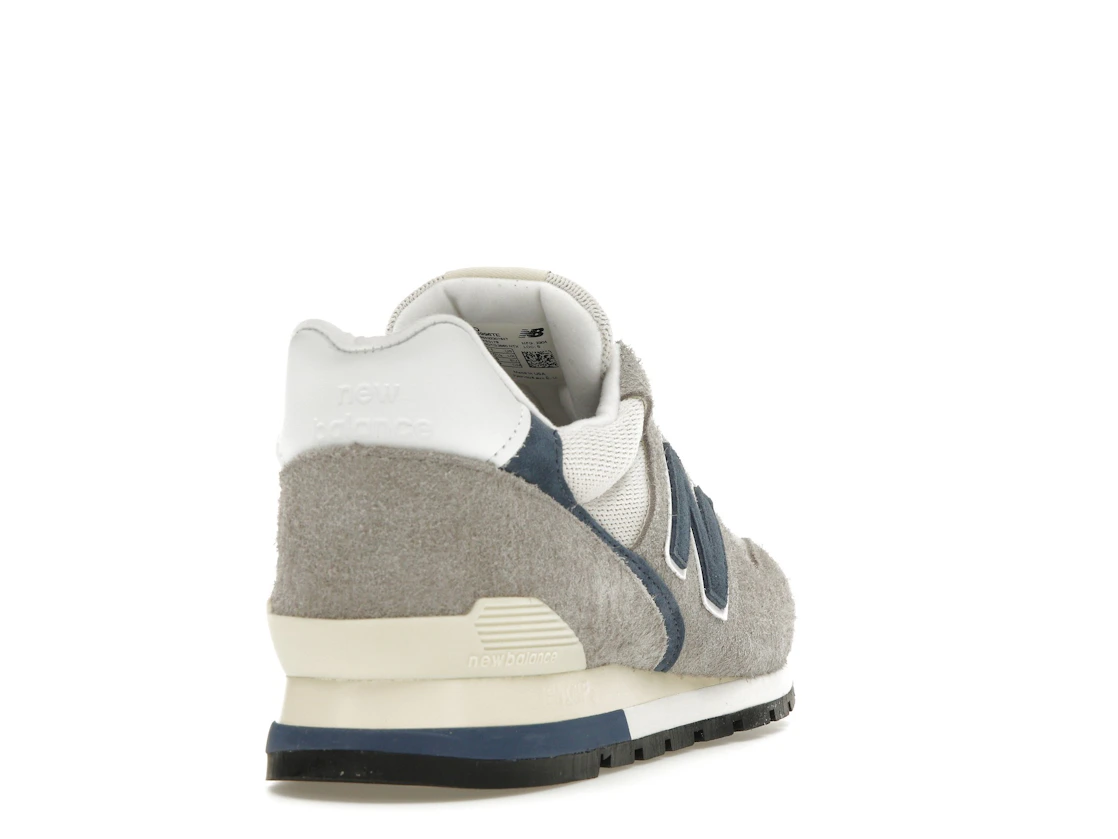 Vue 30 de New Balance 996 MiUSA Grey Day (2023)