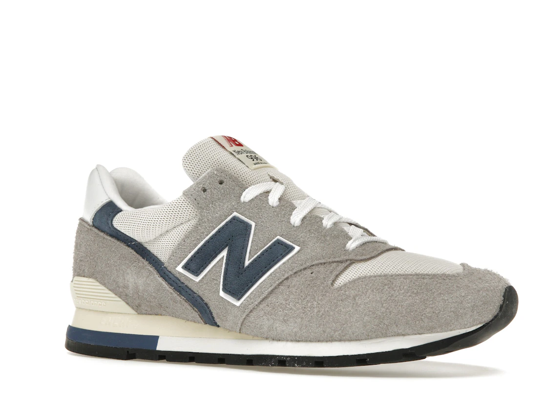 Vue 4 de New Balance 996 MiUSA Grey Day (2023)