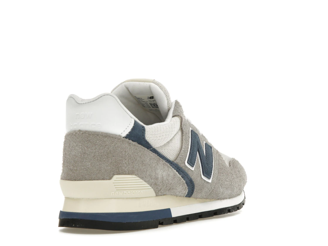 Vue 31 de New Balance 996 MiUSA Grey Day (2023)