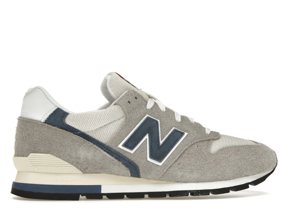 Vue 36 de New Balance 996 MiUSA Grey Day (2023)