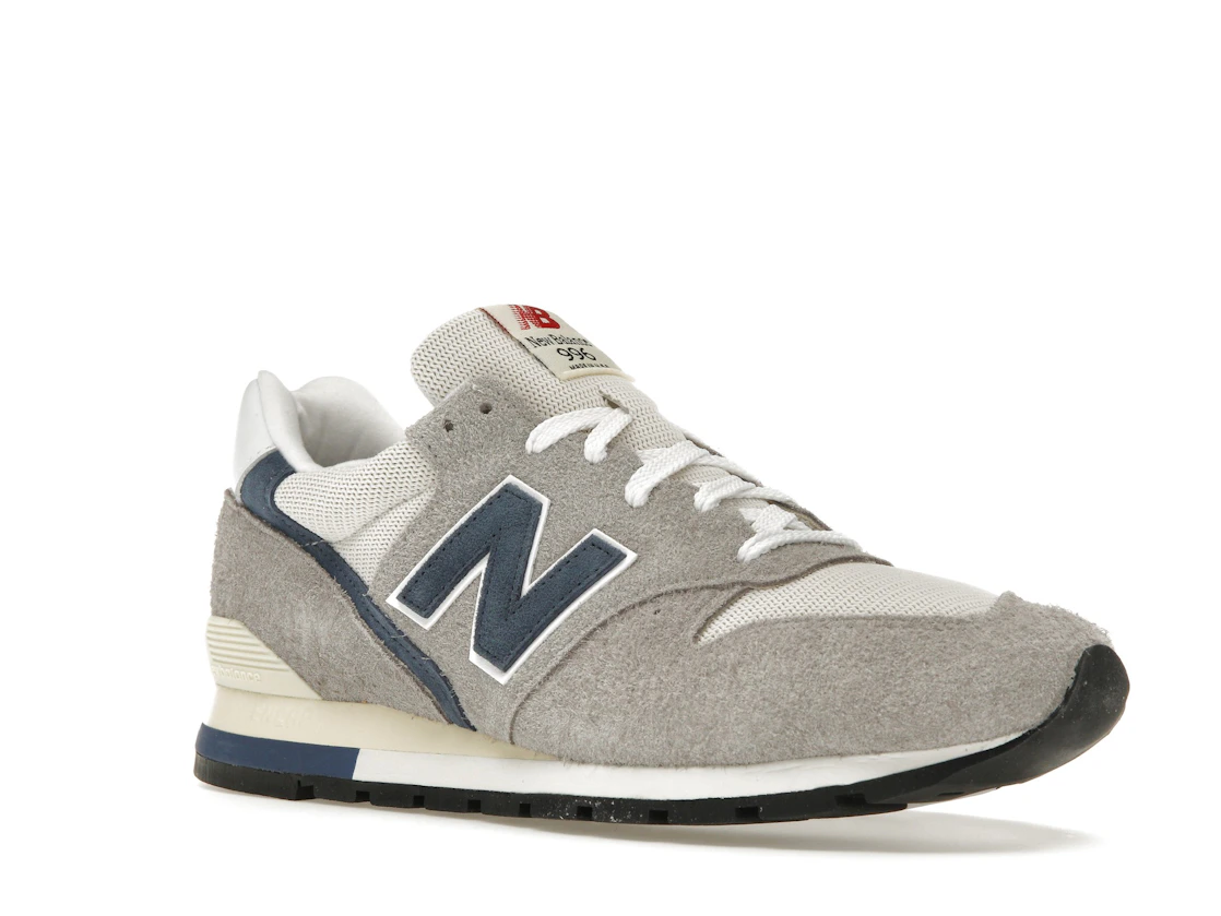 Vue 5 de New Balance 996 MiUSA Grey Day (2023)