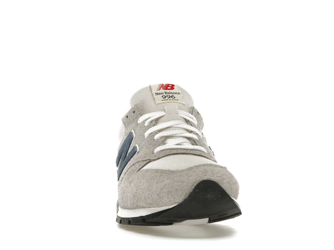 Vue 9 de New Balance 996 MiUSA Grey Day (2023)