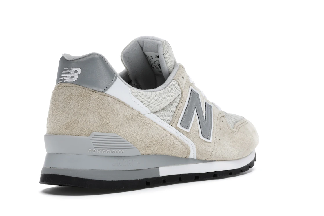Vue 32 de New Balance 996 Tan White