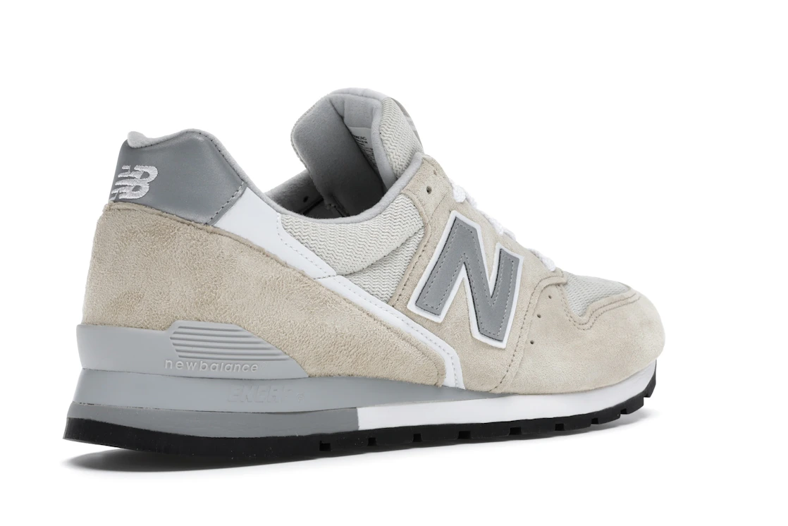 Vue 33 de New Balance 996 Tan White