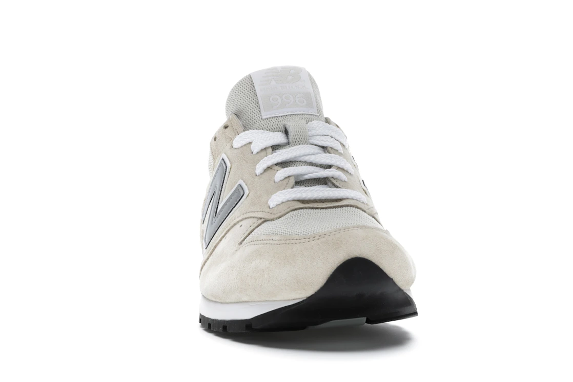 Vue 9 de New Balance 996 Tan White