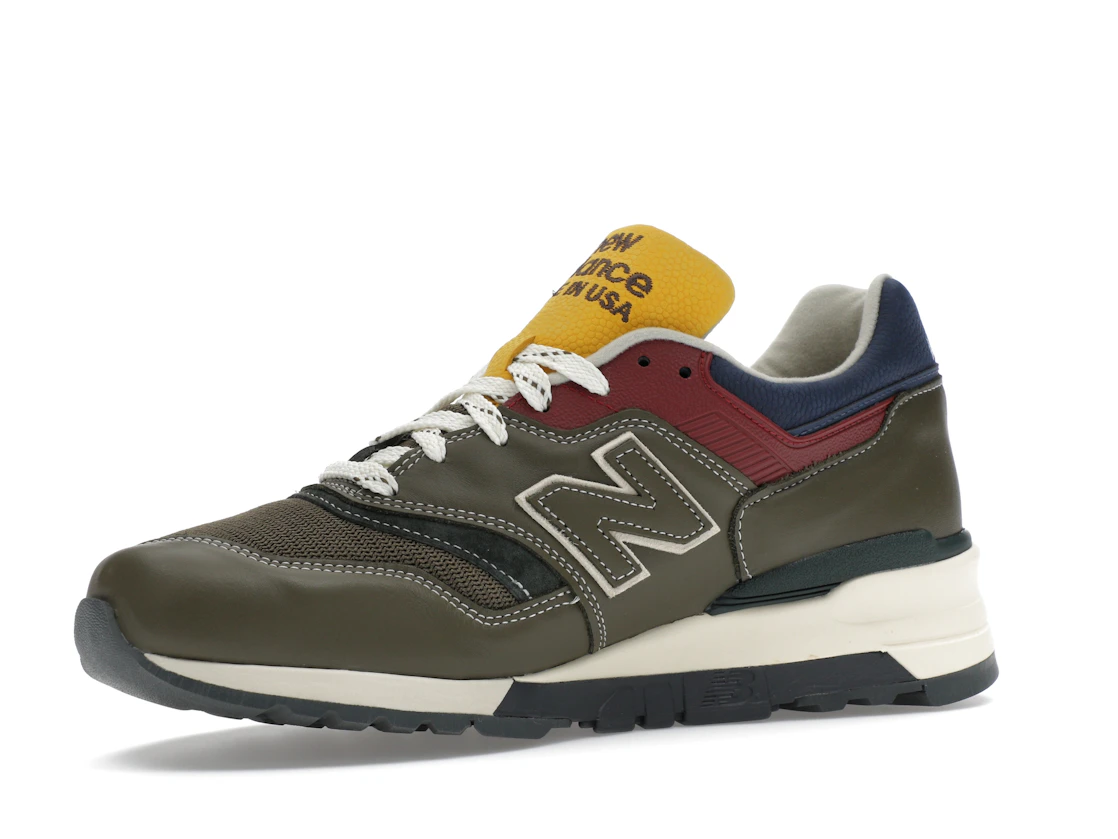 Vue 16 de New Balance 997 MiUSA Aimé Leon Dore Dark Moss Angora