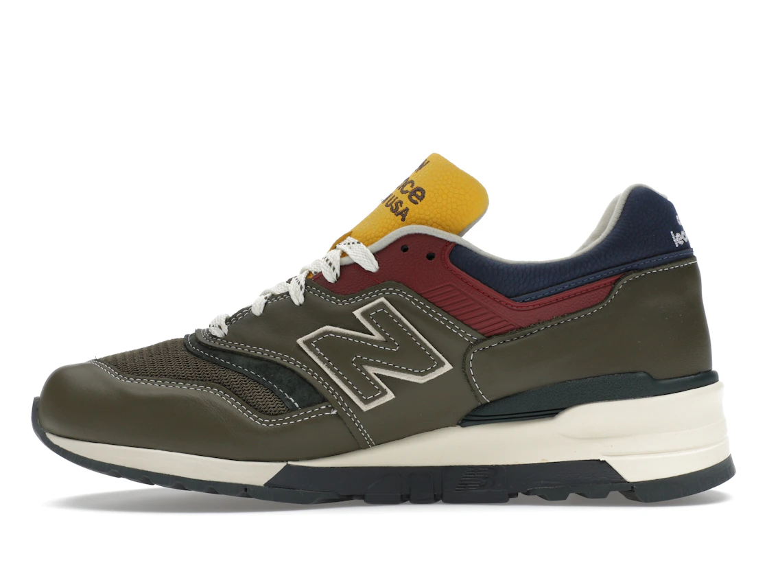 Vue 19 de New Balance 997 MiUSA Aimé Leon Dore Dark Moss Angora