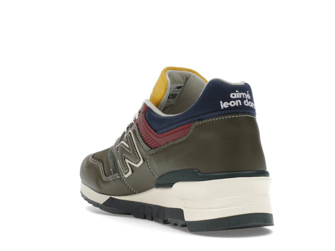 Vue 25 de New Balance 997 MiUSA Aimé Leon Dore Dark Moss Angora