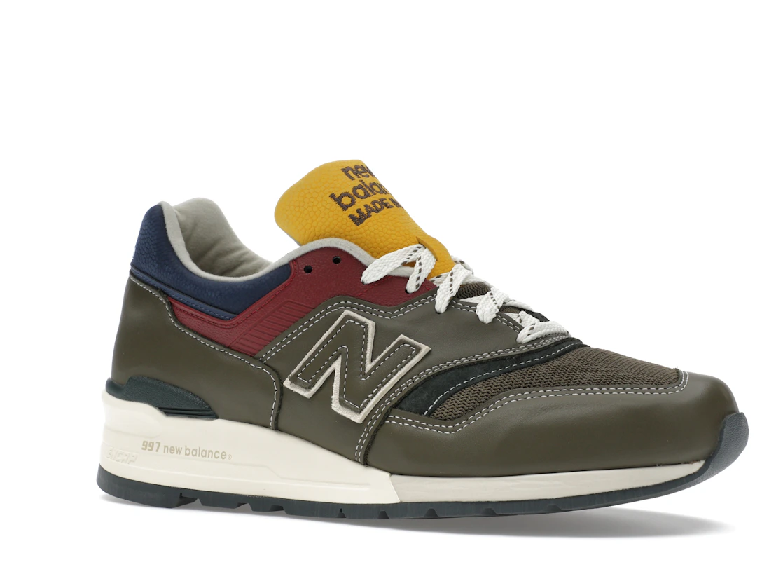 Vue 4 de New Balance 997 MiUSA Aimé Leon Dore Dark Moss Angora