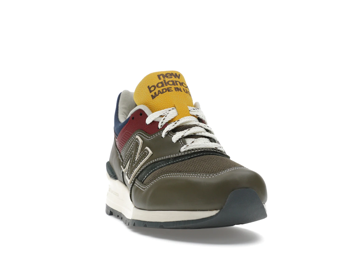Vue 8 de New Balance 997 MiUSA Aimé Leon Dore Dark Moss Angora