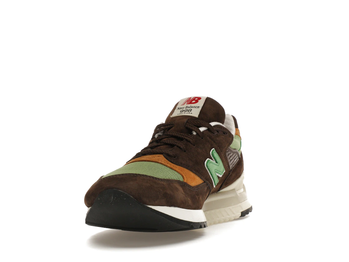 Vue 12 de New Balance 998 MiUSA Teddy Santis Brown Green