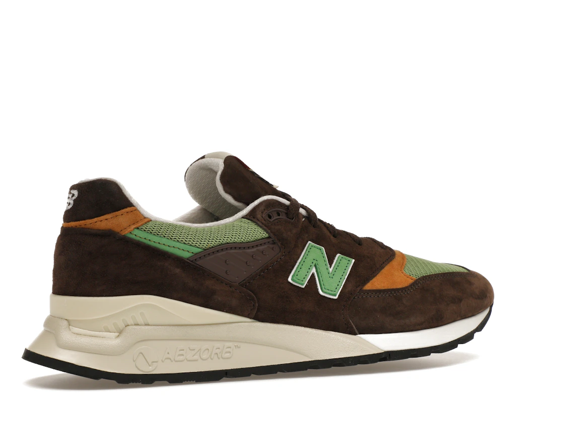 Vue 34 de New Balance 998 MiUSA Teddy Santis Brown Green