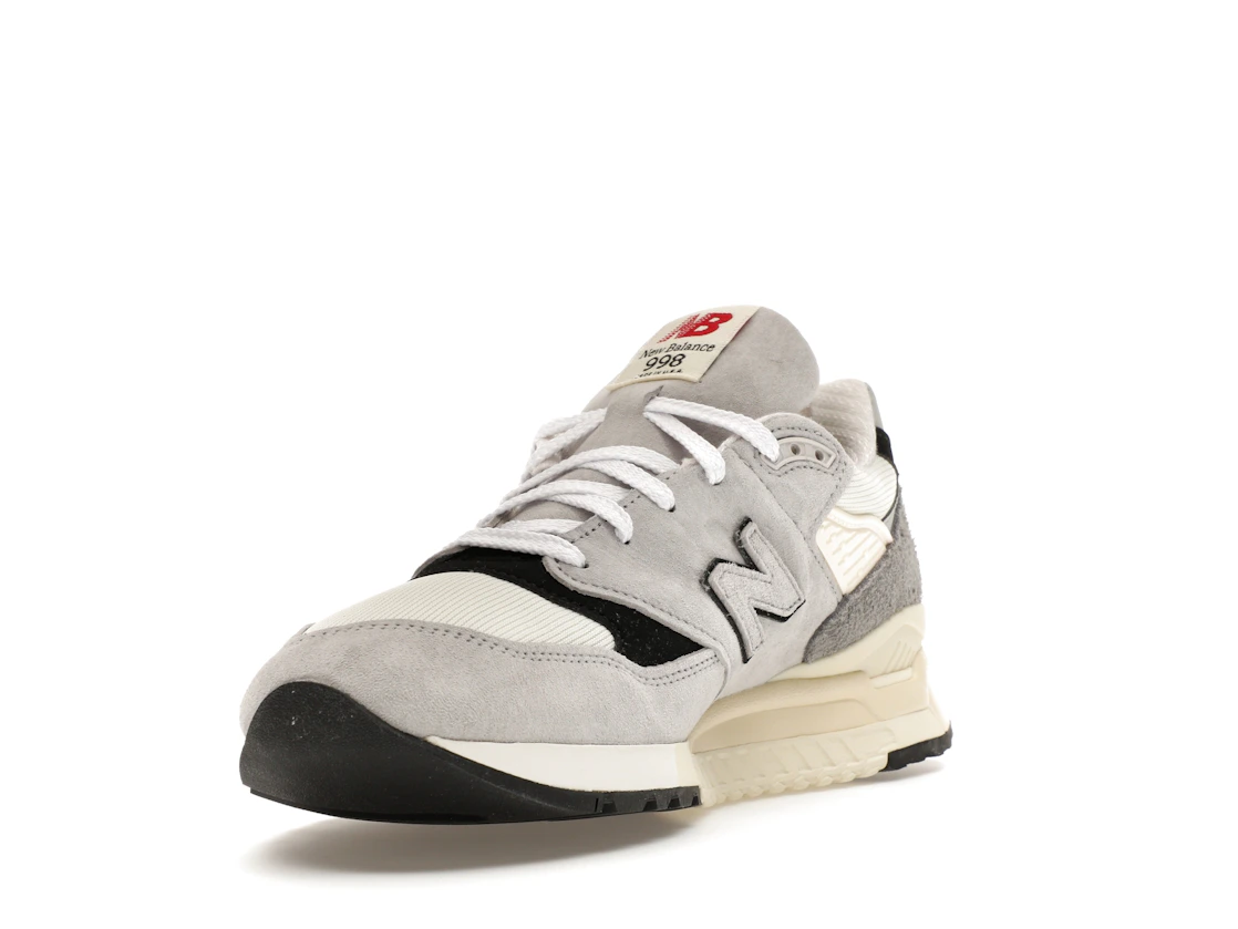Vue 13 de New Balance 998 MiUSA Teddy Santis Grey Cream