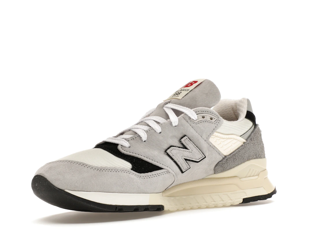 Vue 15 de New Balance 998 MiUSA Teddy Santis Grey Cream
