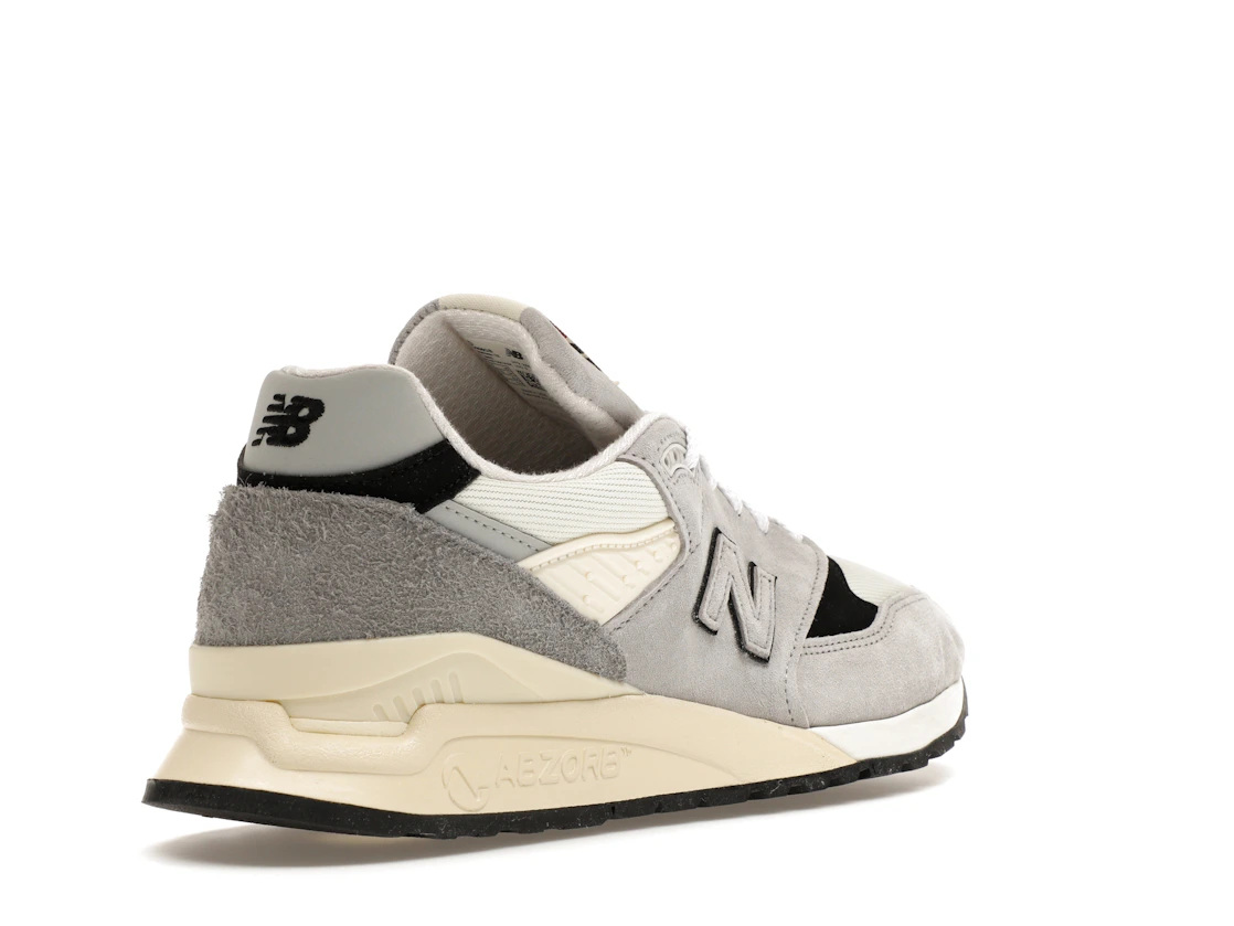 Vue 32 de New Balance 998 MiUSA Teddy Santis Grey Cream