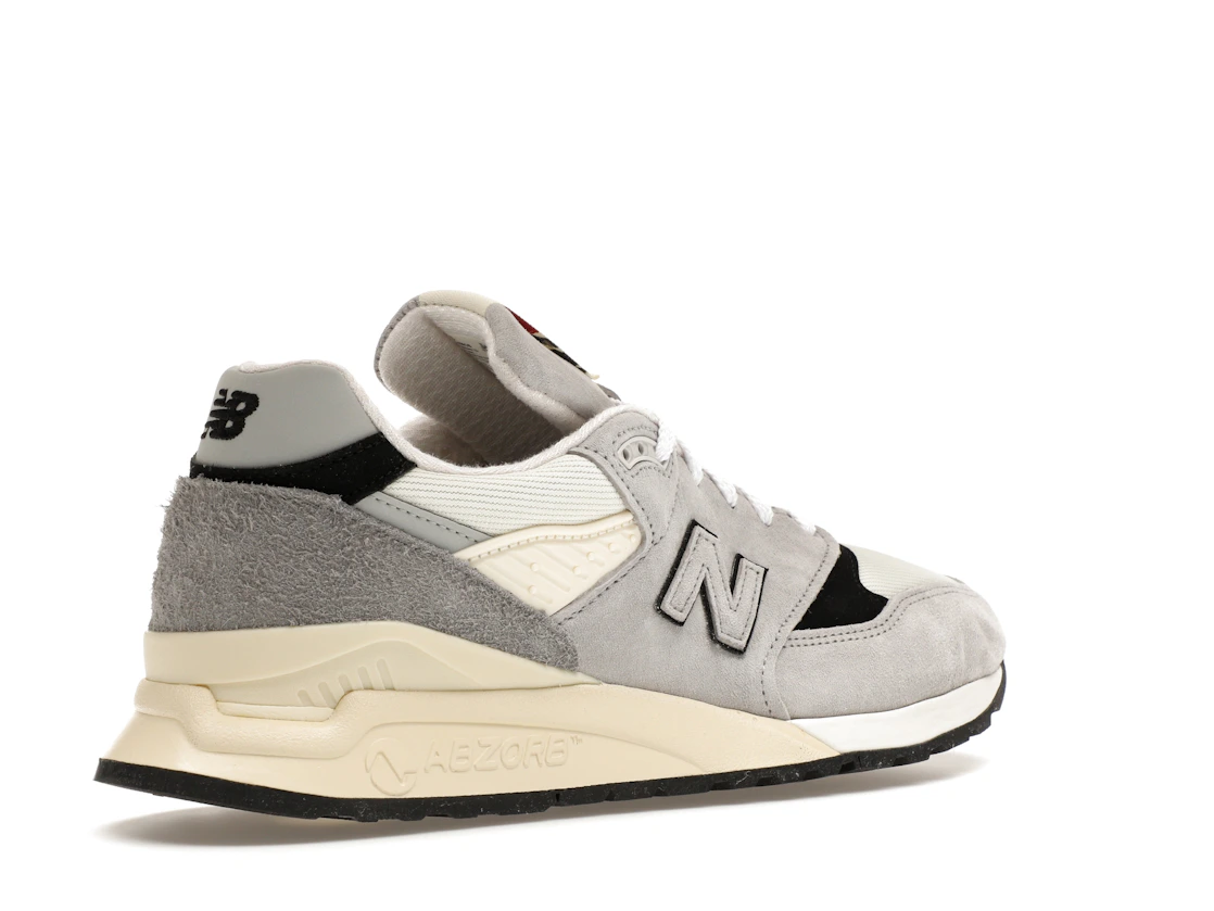Vue 33 de New Balance 998 MiUSA Teddy Santis Grey Cream