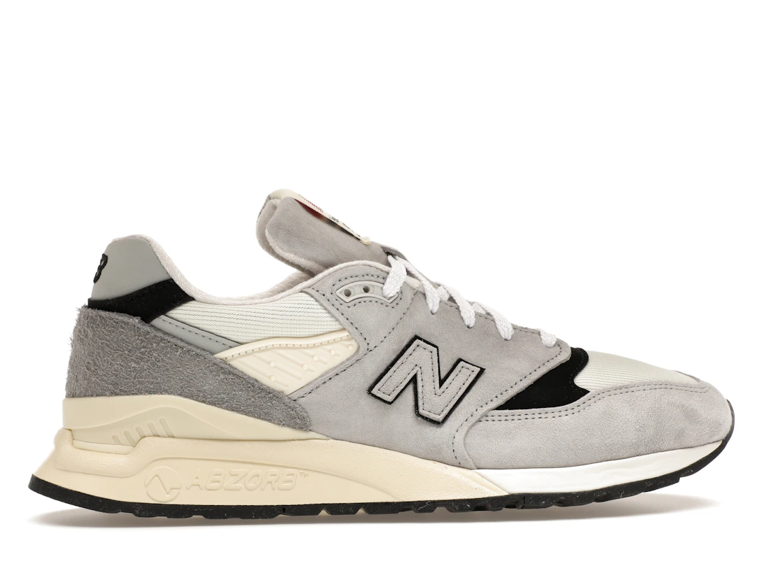 Vue 36 de New Balance 998 MiUSA Teddy Santis Grey Cream