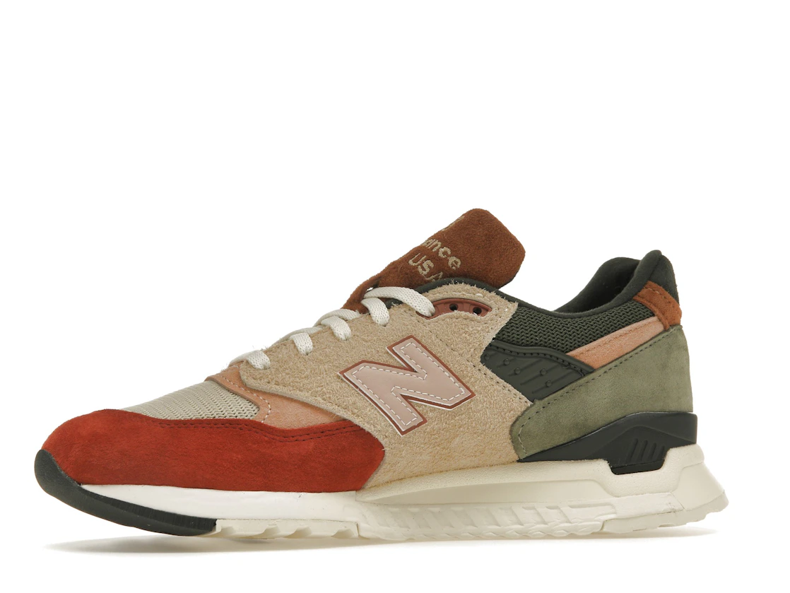Vue 17 de New Balance 998 Ronnie Fieg & Frank Lloyd Wright Foundation Broadacre City Chutney