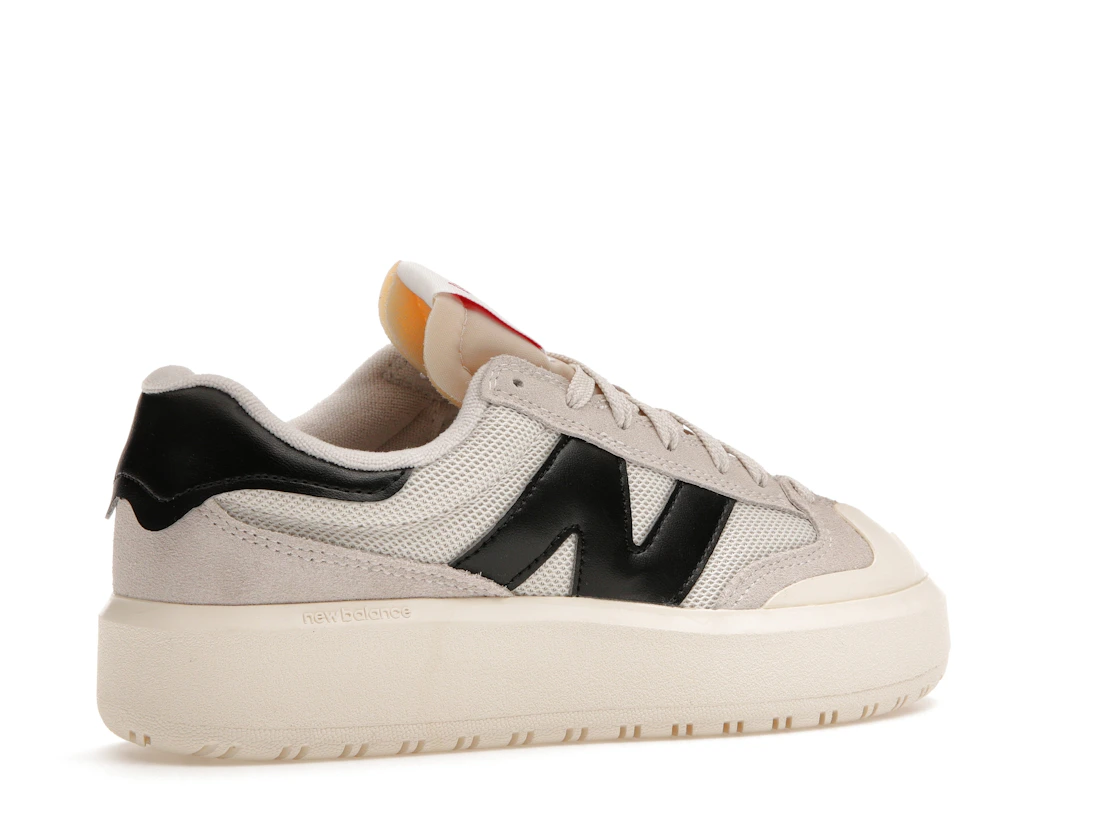 Vue 34 de New Balance CT302 Moonbeam Black Red