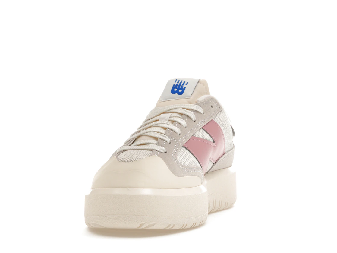 Vue 12 de New Balance CT302 Sea Salt Rose