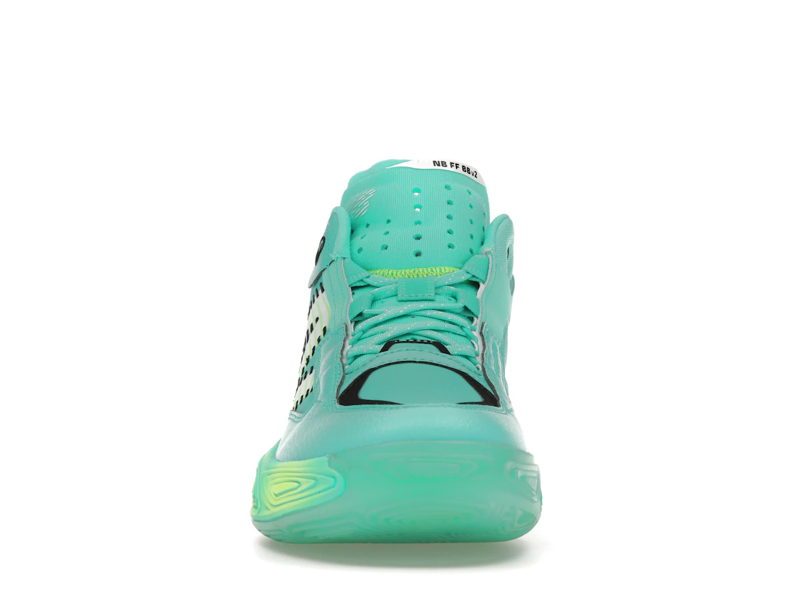 Vue 10 de New Balance Fresh Foam BB V2 Cyber Jade