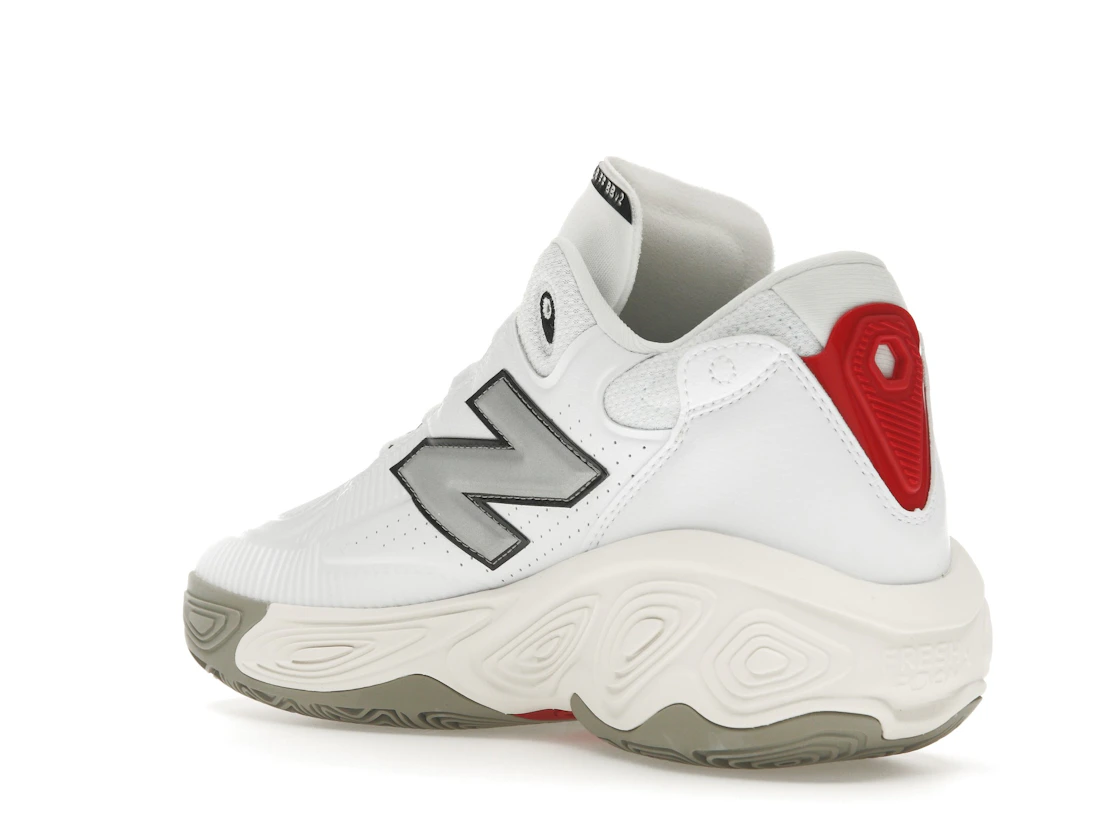 Vue 24 de New Balance Fresh Foam BB v2 White Sea Salt