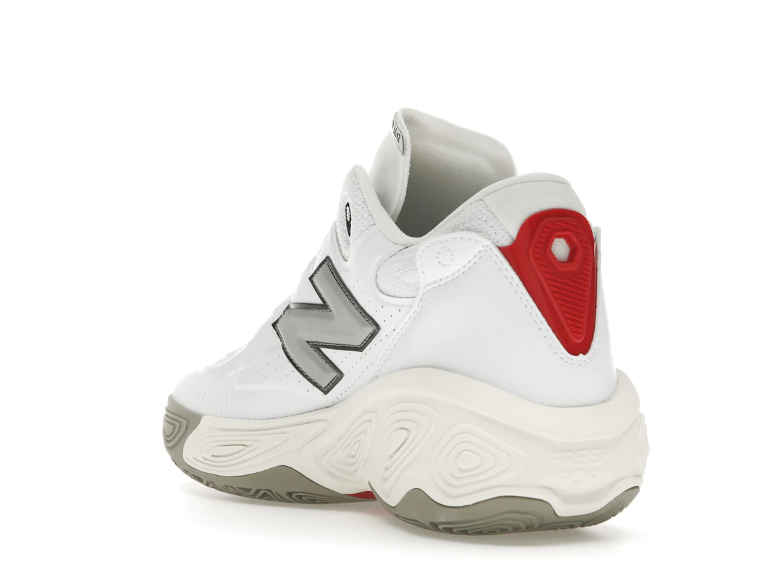 Vue 25 de New Balance Fresh Foam BB v2 White Sea Salt