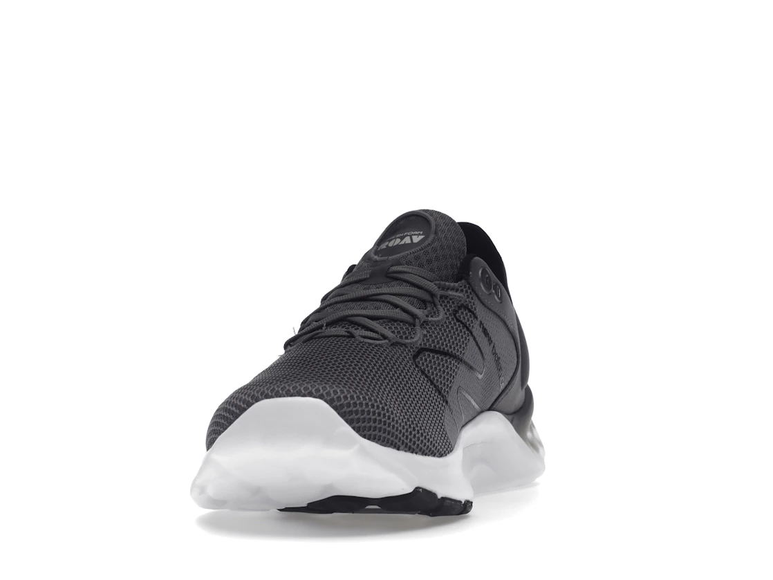 Vue 12 de New Balance Fresh Foam Roav v2 Castlerock