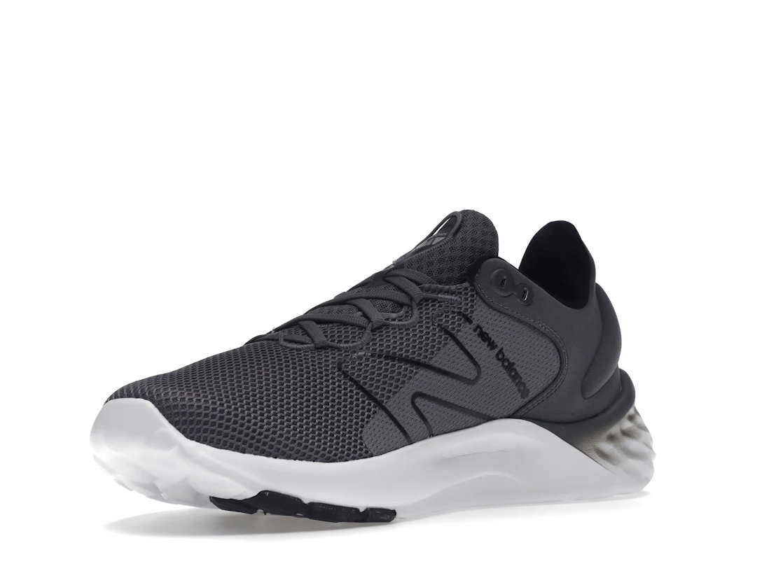 Vue 15 de New Balance Fresh Foam Roav v2 Castlerock