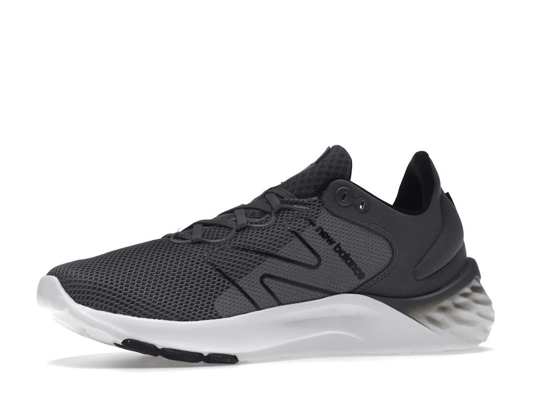 Vue 17 de New Balance Fresh Foam Roav v2 Castlerock
