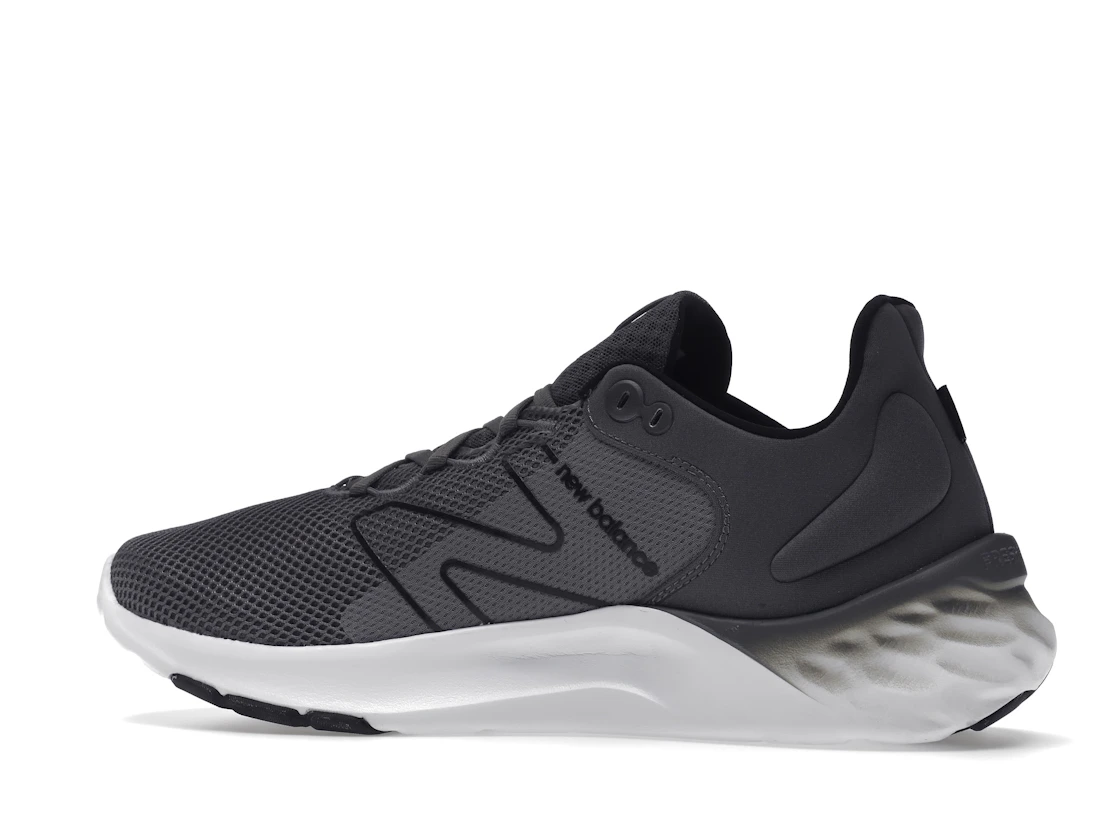 Vue 21 de New Balance Fresh Foam Roav v2 Castlerock