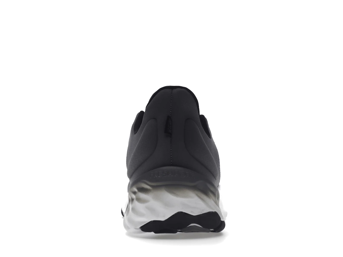 Vue 28 de New Balance Fresh Foam Roav v2 Castlerock