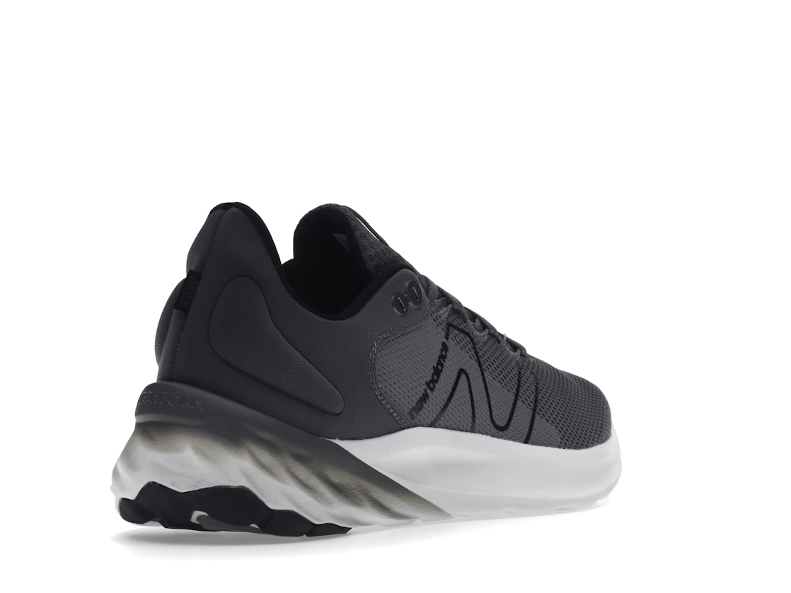 Vue 32 de New Balance Fresh Foam Roav v2 Castlerock