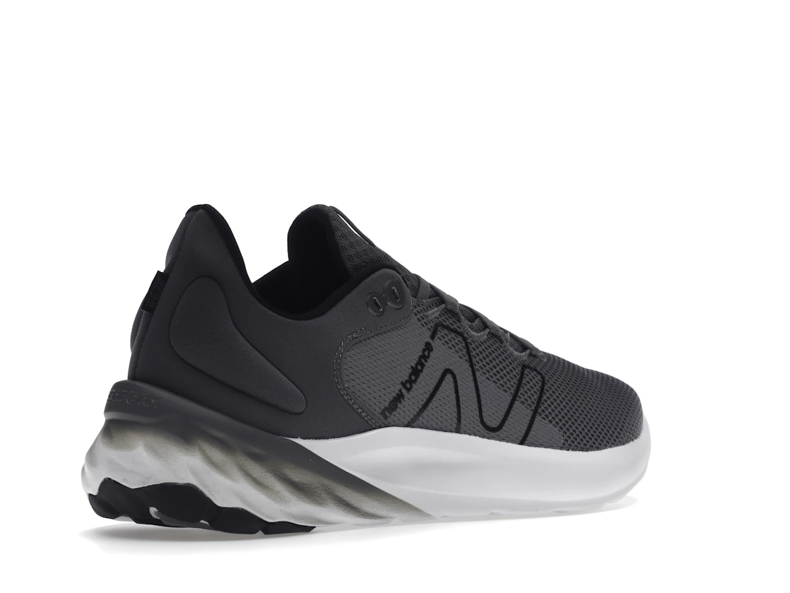 Vue 33 de New Balance Fresh Foam Roav v2 Castlerock
