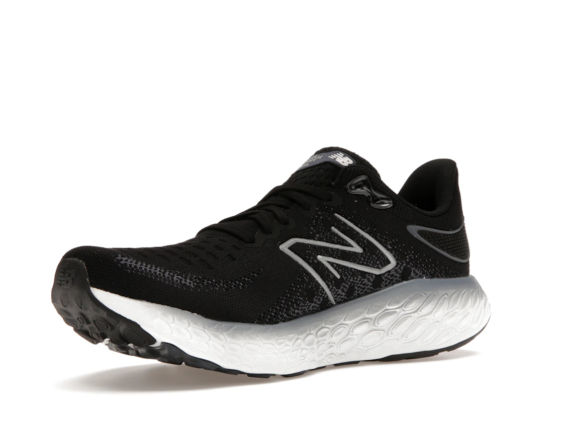 Vue 15 de New Balance Fresh Foam X 1080v12 Black Thunder White