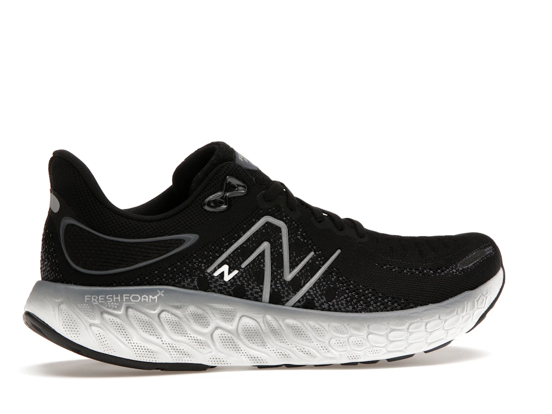 Vue 35 de New Balance Fresh Foam X 1080v12 Black Thunder White