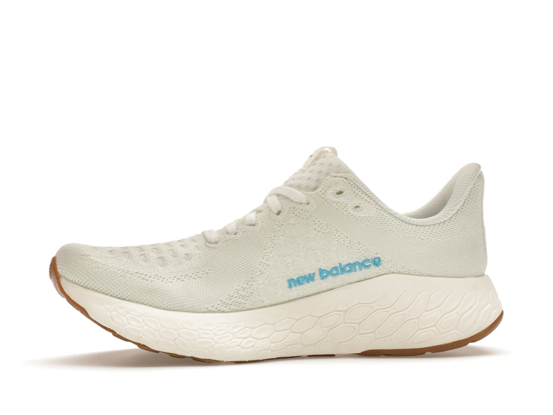 Vue 18 de New Balance Fresh Foam X 1080v12 Blue Bottle Coffee 