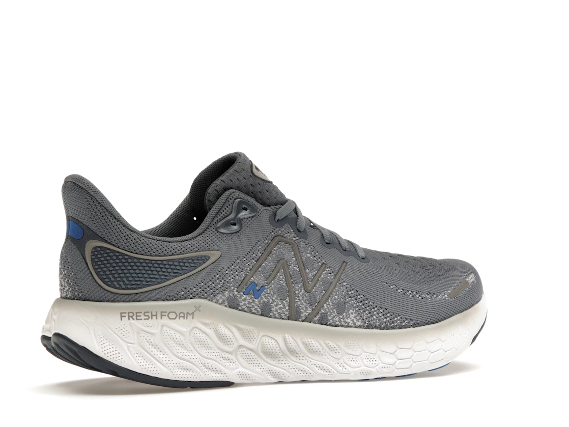 Vue 34 de New Balance Fresh Foam X 1080v12 Steel Serene Blue