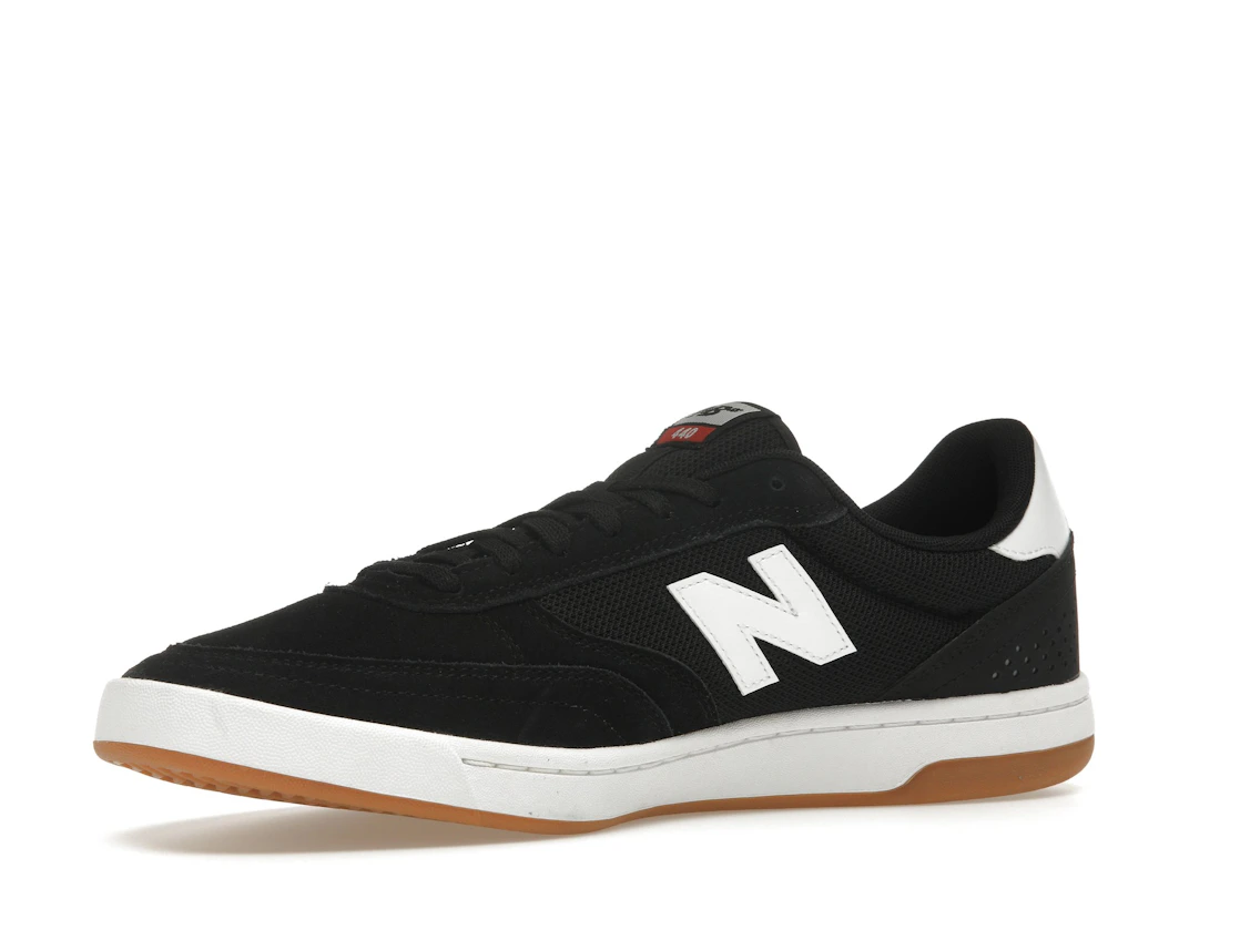 Vue 16 de New Balance Numeric 440 Black White Gum